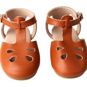 Deer Grace T strap sandals hard sole
